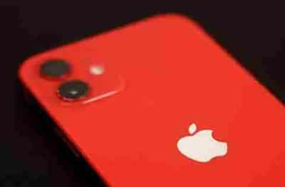 Image for Apple to update iPhone 12 software in France to settle radiation row