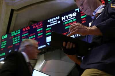 Image for World stocks at highest in over a year on rate cut bets