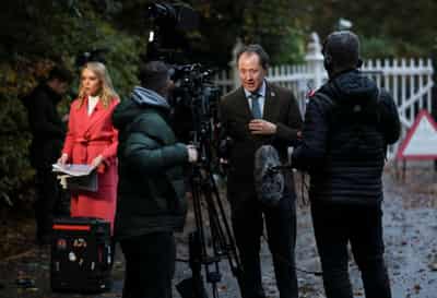 Image for Andrew: the king's brother who is no longer a British prince