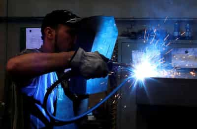 Image for Italy industry output slips in March but year-on-year rate surges on 2020 lockdown