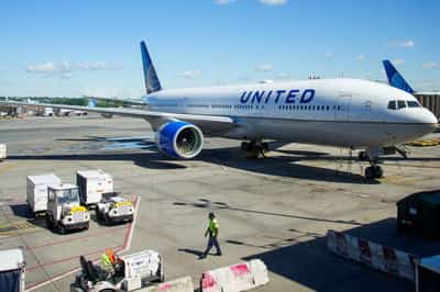 Image for Musk's Starlink leads Bezos' Amazon as airlines rush to boost in-flight Wi-Fi