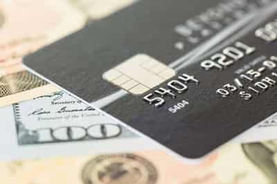 Image for Cash vs. Card: What is the best option for protecting your money?