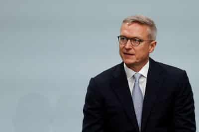 Image for German cabinet steps up efforts to cut red tape