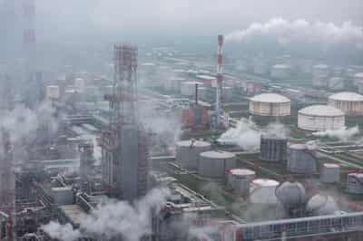 Image for Russian-owned, US-sanctioned NIS restarts Serbia refinery