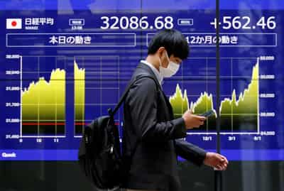 Image for Oil gains after US, UK strike on Houthis; U.S. yields ease after PPI