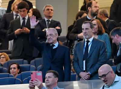 Image for Soccer-Real Madrid consider opening up to external investors, Perez says