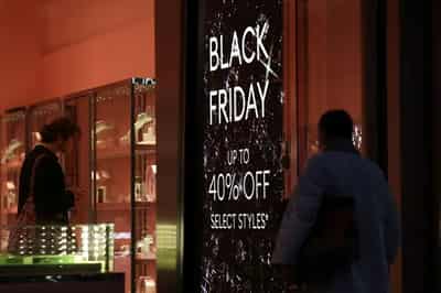 Image for UK retailers report weakest sales since April, BRC survey shows