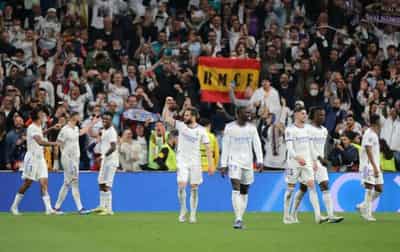 Image for Soccer-Spanish media hail Real Madrid after “Bernabeu’s greatest night”
