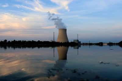 Image for Stress test backs extending lifespan of two German nuclear plants: sources