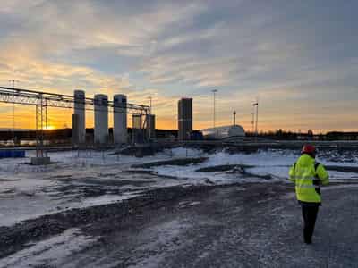 Image for EU pushes barely available green steel as auto emissions fix