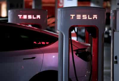 Image for New Tesla sales in Spain surge 74% year-on-year in February