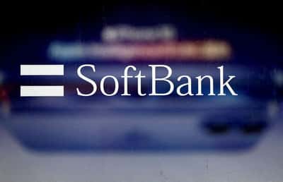 Image for SoftBank to build up AI data centres in France with major investment