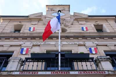Image for French mayoral elections gauge far-right strength before presidential ballot