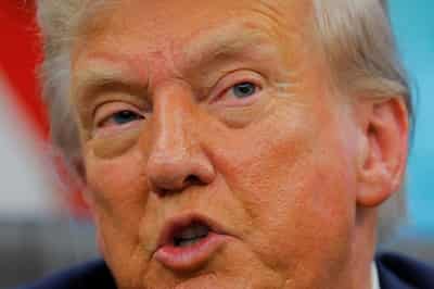 Image for Trump says US in 'very deep' negotiations with Hamas, urges release of hostages