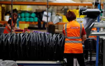 Image for UK firms rush to invest as Sunak aims to shape post-COVID economy