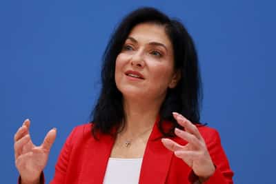 Image for Energy firms Uniper, Sefe draw investor interest, German economy minister says