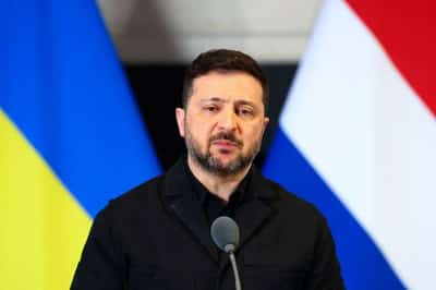 Image for Ukraine hikes military pay and seeks more foreign fighters, Zelenskiy says