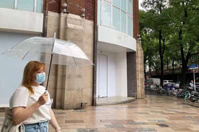 Image for H&M closes Shanghai flagship store, hurt by lockdowns and consumer backlash