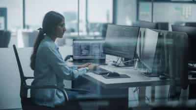 Image for Shaping the employee experience through cobotics and other technology