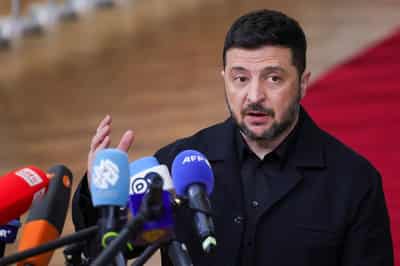 Image for Zelenskiy hails new energy sanctions on Russia, seeks more pressure on Moscow