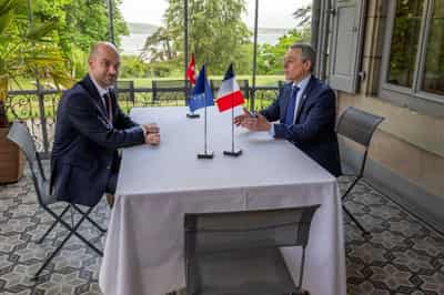 Image for Switzerland agrees joint military plan with France for G7 summit