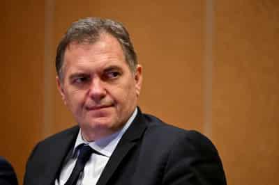 Image for 52 French ships stuck in the Gulf amid Iran conflict, minister says