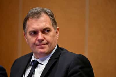 Image for 52 French ships stuck in the Gulf amid Iran conflict, minister says