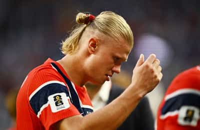 Image for Soccer-Norwegian Air wears BA's colours for a day after World Cup social media wager