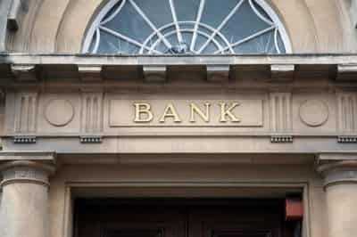 Image for Relationship between central banks and commercial banks