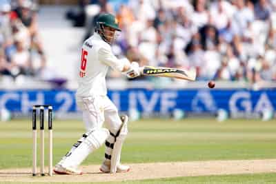 Image for Cricket-England dominate Zimbabwe after Bennett's record century