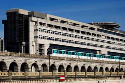 Image for French budget talks enter crunch phase as parliamentary showdown nears