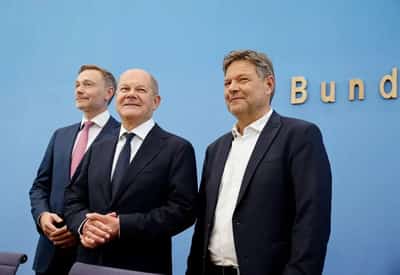 Image for German budget deal to save coalition is possible, Scholz ally says