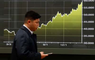 Image for Foreign investors buy Japanese stocks for eighth week on AI rally