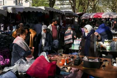 Image for In France's poor, diverse suburbs, Melenchon's hard left charts a path to the presidency