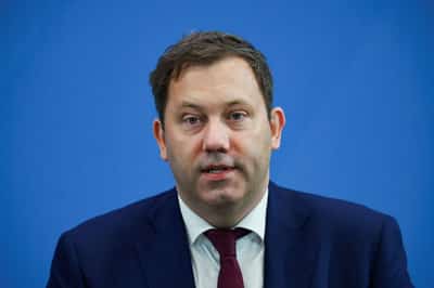 Image for German deputy leader signals lifting curbs of arms exports to Israel