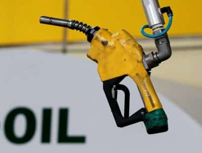 Image for Oil slides more than 2% on China&#8217;s virus curbs, strong dollar