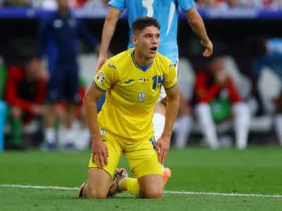 Image for Soccer-Ukraine midfielder Sudakov says home destroyed in Russian drone strike on Kyiv