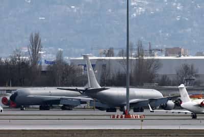 Image for Bulgaria plays down Iran warning over US tanker aircraft