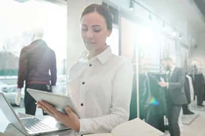 Image for Why Analytics is Changing Peak Season for Digitally Savvy Retailers