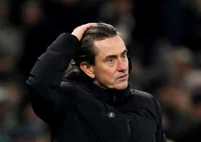 Image for Soccer-Frank's dream move ends in nightmare as Spurs pull plug
