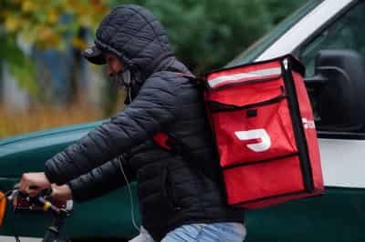 Image for DoorDash lowers some fees for restaurants