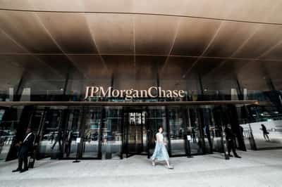 Image for JPMorgan rolls out AI tools in investment banking globally, senior banker says