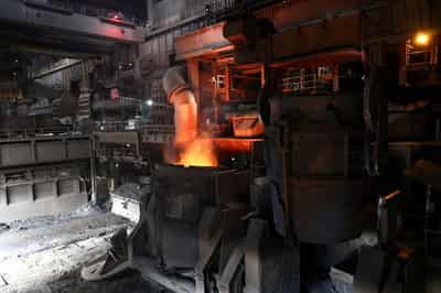 Image for Euro zone growth nearly stalls as Middle East war fuels inflation surge, PMI shows