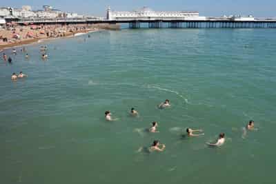 Image for Britain must urgently prepare for hotter temperatures, climate advisers warn