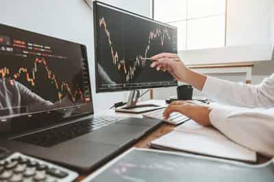 Image for Offshore Forex Brokers vs. U.S.-Regulated Brokers: A Risk Assessment