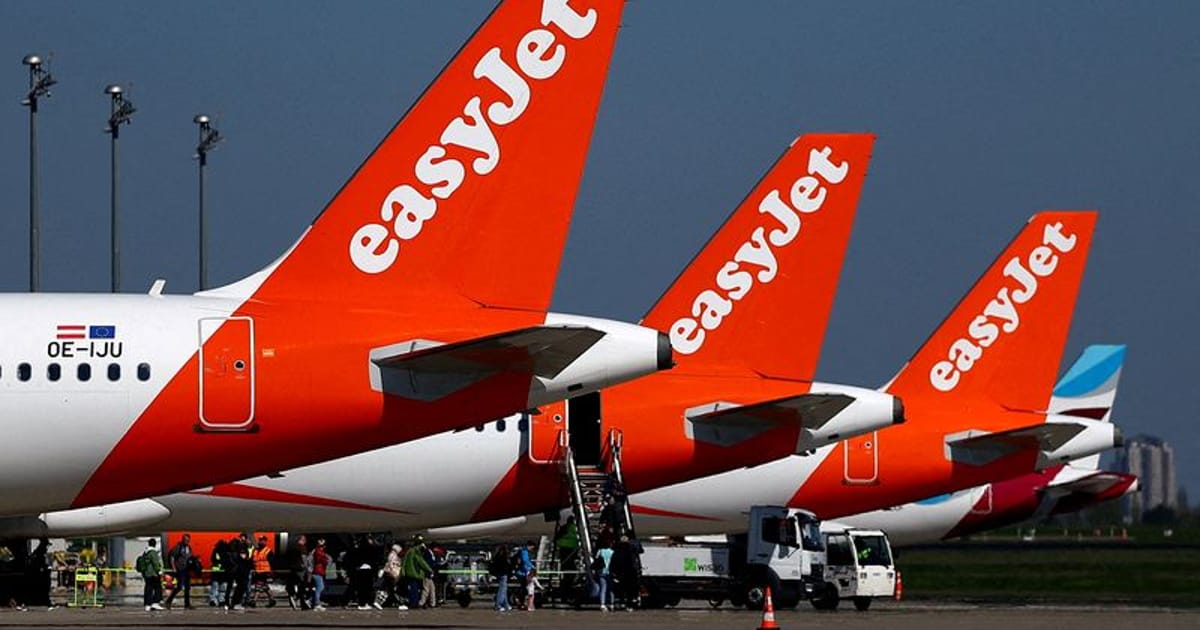 EasyJet shares slip as deadline nears for Castlelake offer