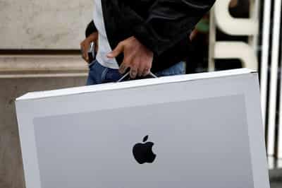Image for Apple unseats Nvidia to become world's most valuable company as AI bets shift