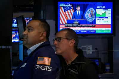Image for Trading Day: Communication, intervention & liquidation