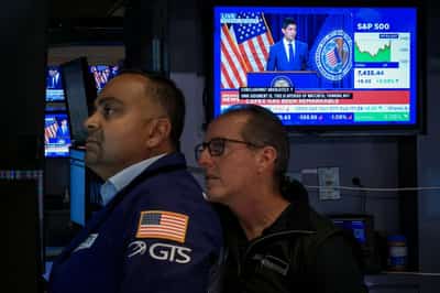 Image for Trading Day: Communication, intervention & liquidation