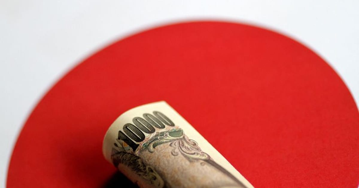 Japan, US Conduct Joint Market Intervention to Halt Yen Slide